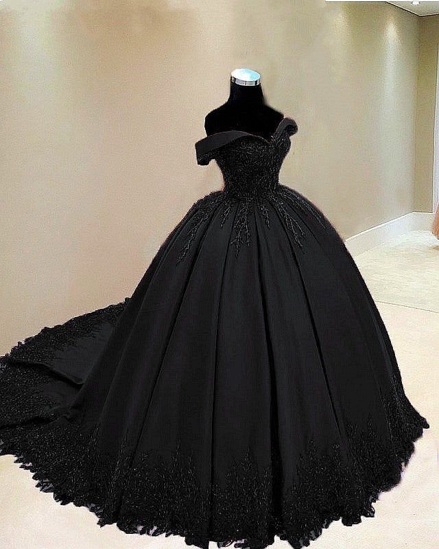 Prom Ball Gown Dresses, Black Wedding Gowns, Black Quinceanera Dresses, Black Ball Gown, Prom Ball Gown, Quinceanera Dress, Pretty Prom Dresses, Fairytale Dress, Ball Gowns Prom