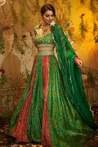 Green lehenga with attached can-can, all over multi color floral print and contrast pink multi panelled details. Paired with printed padded blouse with contrast cut dana, sequin, bead, zari, thread hand embroidery and scallop cut work bordered dupatta. - Aza Fashions Rani Lehenga, Emerald Green Lehenga, Kaftan Kurta, Chikankari Lehenga, Anarkali Lehenga, Celebrity Closet, Set Saree, Bridal Lehenga Red, Green Lehenga