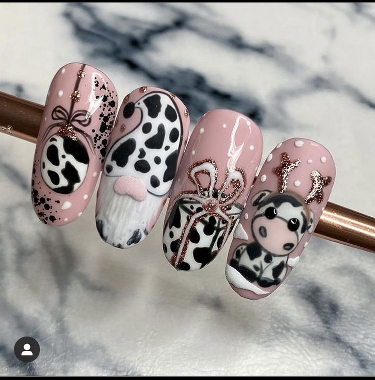 Cowboy Nails, Festive Nails, Western Nails, Animal Nail Art, Cow Nails, Art Deco Nails, Animal Nails, Christmas Nail Art Designs, Animal Print Nails