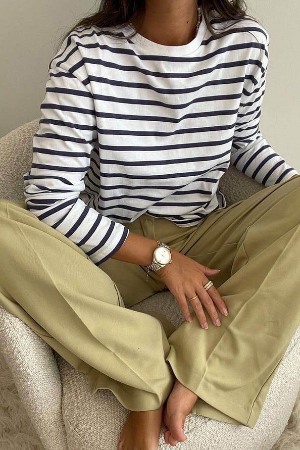 Striped Oversized Long Sleeved Top Blue | NA-KD Striped Long Sleeve Outfit, Blue And White Striped Shirt Outfit, White Striped Shirt Outfit, Blue Striped Shirt Outfit, Striped Top Outfit, Outfits With Striped Shirts, Elegantes Outfit Damen, Blue And White Striped Shirt, Home Wear Women Pajamas