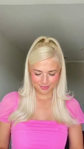 Barbie Inspired Hairstyles, Barbie Doll Hairstyles, Barbie Hairstyles, Inspired Hairstyles, Barbie Ponytail, Barbie Hairstyle, High Ponytail Hairstyles, Cute Buns, Barbie Inspired