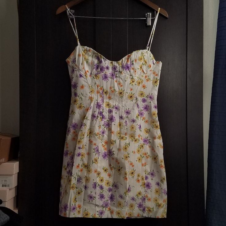 Brand New With The Tag, No Flaws, Bought For Resale. Size S Pit To Pit Is Approx 15in, Size M Pit To Pit Is Approx 16in,(Waist Laid Flat Is Approx14in). Size Xl Pit To Pit Is Approx 18in. Mini Dress With Sweetheart Neckline And Adjustable Spaghetti Straps. Contrasting Inner Lining. Back Hidden In-Seam Zip Closure. Outer Shell 100% Cotton Lining 100% Cotton Thank You For Supporting My Small Business, I Appreciate It. Don't Have A Poshmark Account? Sign Up Today Using My Code: Aleksabrooklyn & Sav Fitted Sundress With Sweetheart Neckline For Day Out, Cotton Sundress With Sweetheart Neckline, Summer Cotton Mini Dress With Sweetheart Neckline, Cotton Summer Mini Dress With Sweetheart Neckline, Summer Mini Dress With Sweetheart Neckline In Cotton, White Fitted Cute Sundress, Cute Fitted White Sundress, Cotton Mini Dress With Sweetheart Neckline For Vacation, Spring Sundress With Sweetheart Neckline And Lining