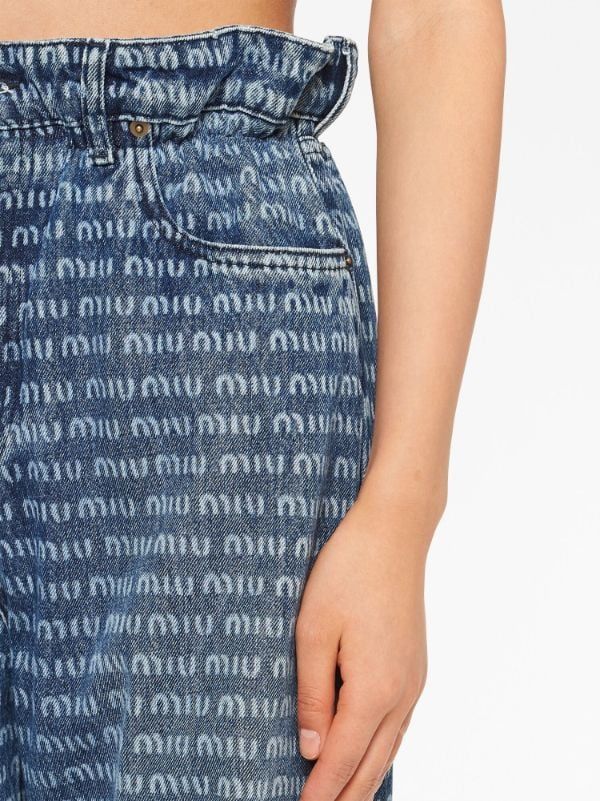 Miu Miu logo-print wide-leg Jeans - Farfetch Jeans Runway, Miu Miu Denim, Denim Trends, Denim Wash, Wide Leg Jeans, Jeans Pants, Logo Print, Miu Miu, Leg Jeans