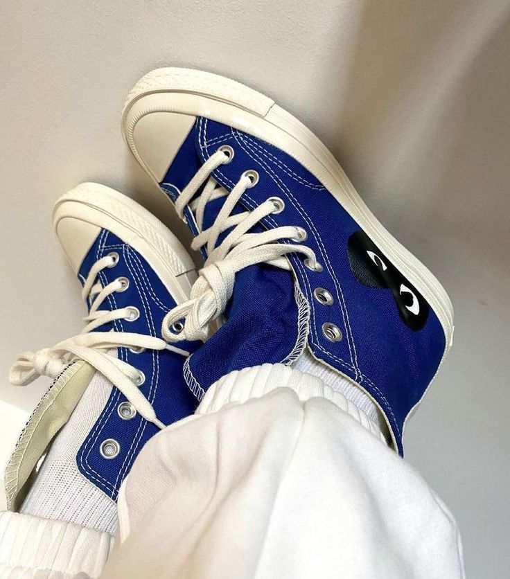 Comme Des Garcons Converse Outfit, Garcons Converse Outfit, Converse Bleu, Converse Cdg, Converse X Comme Des Garcons, Cdg Converse, Converse Comme Des Garcons, Converse Aesthetic, Comme Des Garcons Converse