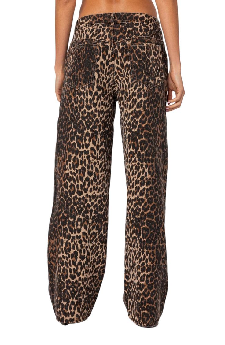 Cute Trendy Pants, Cheetah Print Clothes Aesthetic, Black Friday Wishlist, Cheetah Print Jeans, Lepord Print 2000s, Cheetah Print Clothes, Leopard Print Clothes, Cheetah Jeans, Edikted Jeans