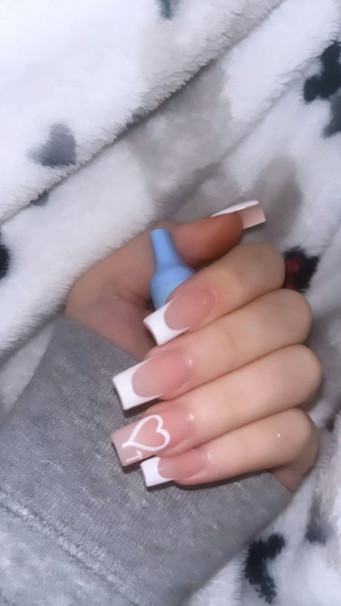 Nails With An Initial Short, Cute Nails With J Initial, Nails Inspiration With Bf Initial, Nail Inspo Bf Initial, Short Nail Set With Initial, Acrylic Nails With Bf Initials Pink, Short Nails With J Initial, Acrylic Nails With The Letter J On Them, Pretty Nails With Initials