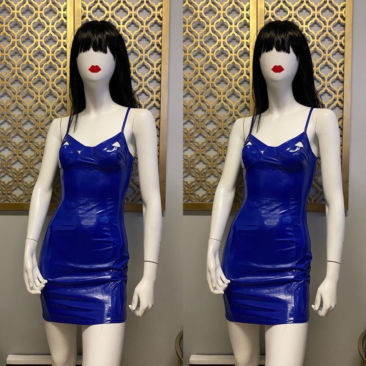 Boohoo Bodycon Dress Blue Stretch Mini Length Dresses, Blue Spring Club Midi Dress, Spring Club Mini Dress Lined, Blue Spring Midi Dress For Club, Blue Midi Dress For Spring Clubbing, Spring Club Dress With Lining, Chic Blue Club Dress, Blue Fitted Dress For Club, Fitted Blue Dresses For Casual Wear