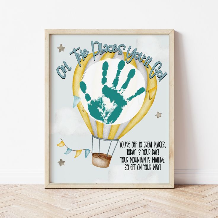 Kindergarten Graduation Craft | Oh The Places You'll Go Craft | Ollie + Hank Balloon Crafts Preschool, Kindergarten Graduation Crafts, Hot Air Balloon Quotes, Graduation Crafts Preschool, Air Balloon Craft, Nicu Crafts, Watercolor Hot Air Balloon, Preschool Graduation Gifts, Kindergarten Craft Activities