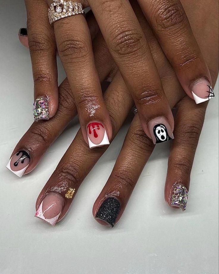 Nail Ideas Halloween Short, Scary Nails Short, Overlay Halloween Nails, Scream Nails Short Square, Short Nails Acrylic Halloween, Halloween Overlay Nails, Acrylic Overlay Nails Halloween, Short Duck Nails Halloween, Scary Short Nails