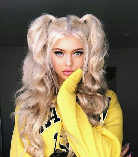 Loren Gray 2018 @anny_fashion_xoxo Pigtail Hairstyles, School Hairstyles, Long Blonde, Long Blonde Hair, Grunge Hair, Long Curly Hair, Long Curly, Hairstyles For School, Curly Hairstyle