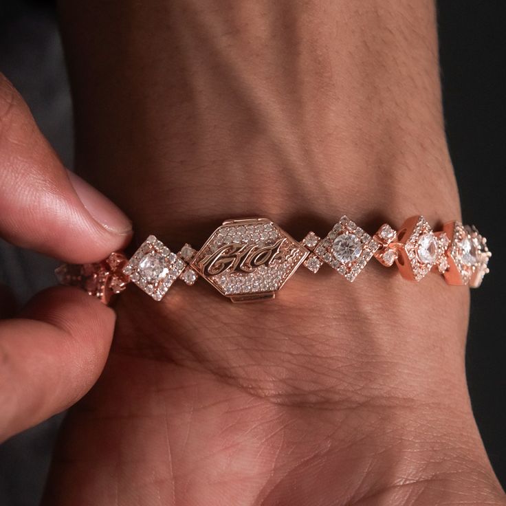 Introducing the Cloister Link Bracelet in 14k Rose Gold. This unique piece is meticulously crafted, featuring bold centered stones surrounded by an angular pave diamond design. With this GLD exclusive, you are sure to have all eyes on you. Make sure to pair it with the matching Cloister Link Chain to create the perfect set! This product is guaranteed for life – GLD will repair or replace the item should you experience any defects in craftsmanship or breakage. Specifications - Width: 11mm - Lengt Link Chain Bracelet, Vermeil Jewelry, Custom Earrings, Rose Gold Bracelet, Gold Plated Bracelets, All Eyes, Diamond Design, Pendant Bracelet, Drop Necklace