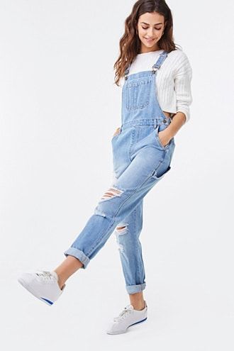 Distressed Denim Overalls Jean Overall Outfits, Cute Overall Outfits, Denim Overalls Outfit, Svarta Outfits, Distressed Overalls, Pair Of, Overalls Fashion, Pani Puri, Overall Outfit