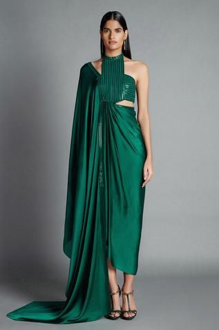 Shop for Amit Aggarwal Green Crinkled Chiffon Draped Halter Dress for Women Online at Aza Fashions Amit Aggarwal, Chiffon Embroidery, Draping Fashion, Indo Western Dress, Indian Dresses Traditional, Indian Couture, Party Wear Indian Dresses, Indian Designer Outfits, Fashion Attire