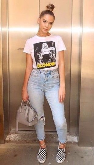 Looks Jeans, Vans Outfit, Fashion 90s, Elegante Casual, Beauty And Fashion, School Fashion, Mode Inspiration, Style Outfits, Outfits Casuales