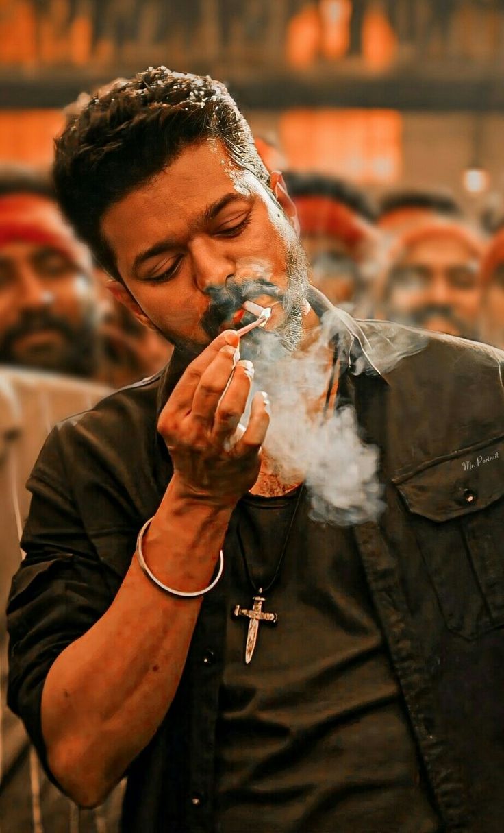 Thalapathy Vijay Leo, Actor Vijay Hd Wallpaper New, Actor Aesthetic, Hiphop Graffiti, Vijay Actor Hd Images, Sivakarthikeyan Wallpapers, New Movie Images, New Album Song, Fb Profile Photo