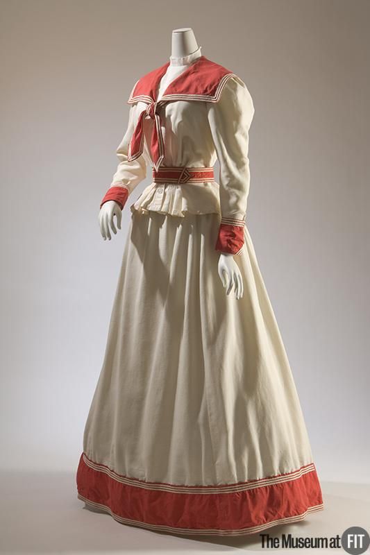 1895 Cotton Piqué Seaside Dress.(Image via Museum at FIT) Historical Inspired Fashion, 1895 Dress, 1895 Fashion, 1890 Dress, 1910 Dress, 1890s Dress, Middy Dress, Haas Brothers, 1890s Fashion