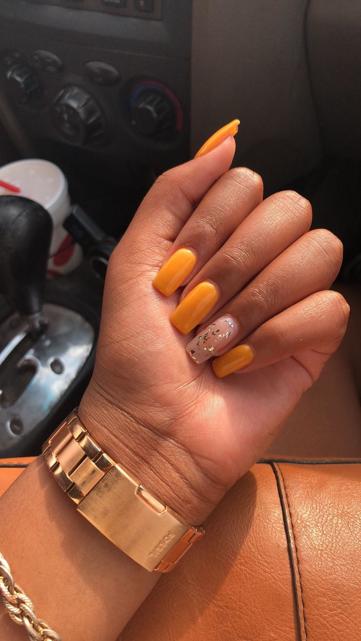 Dnd Gel Polish Colors Yellow, Yellow Colour Nail Art, Yellow Powder Nails, Fall Yellow Nails Acrylic, Hot Yellow Nails, Burnt Yellow Nails, Yellow Nail Polish Ideas, Yellow Short Nails Ideas, Mustard Nails Acrylic