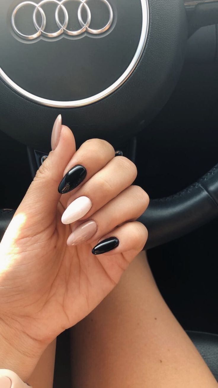 Nails Multicolor, Multicolor Nails, Black And White Nails, Nails Formal, Formal Nails, Simple Acrylic Nails, Nails 2020, Ideas Nails, Nails Black