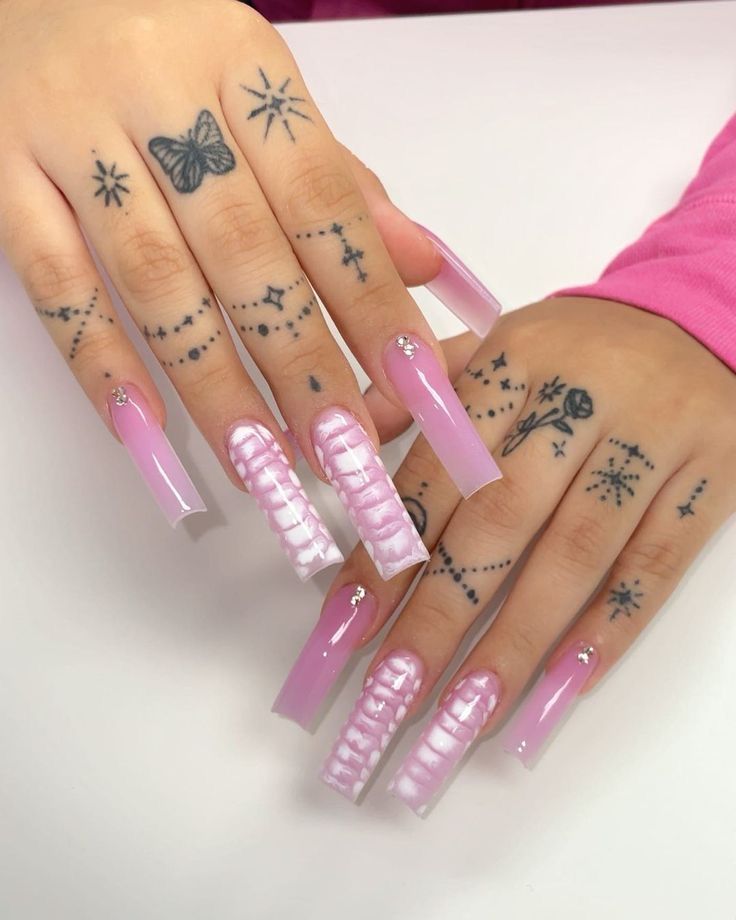 Snake Skin Nails, Girly Tingz, Word Tattoo, Hand And Finger Tattoos, Long Acrylic Nail Designs, Tattoos For Black Skin, Lavender Nails, Colored Acrylic Nails, Small Hand Tattoos