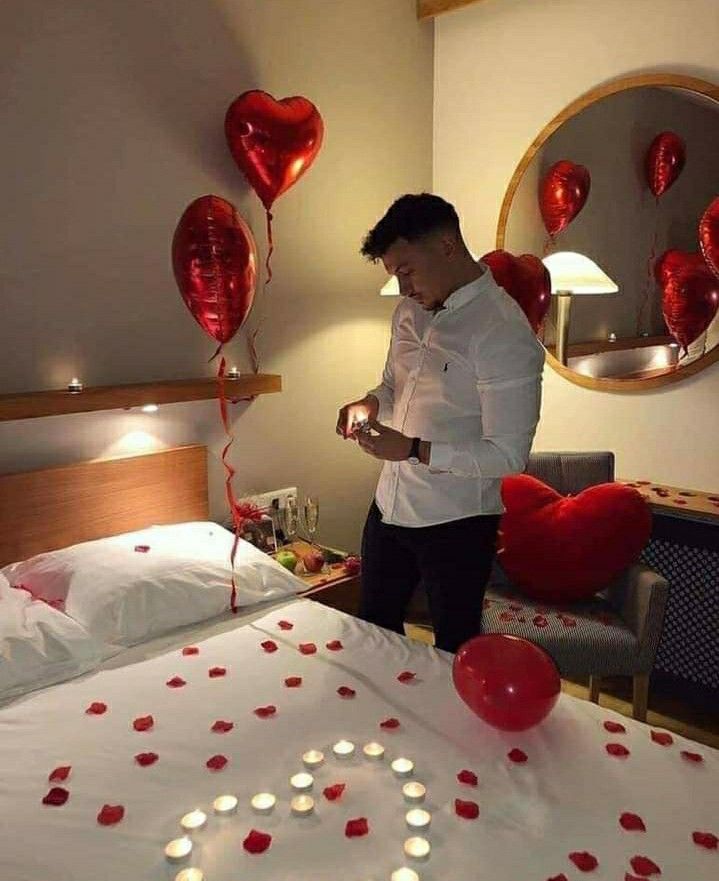 ❤️🥺Dichosa la mujer que tenga un hombre detallista ❤️😍 Day Before Valentines Day, Romantic Room Surprise, Romantic Bedroom Ideas, Romantic Birthday Gifts, Romantic Surprise, Romantic Room, Cute Couple Gifts, Romantic Retreat, Romantic Bedroom