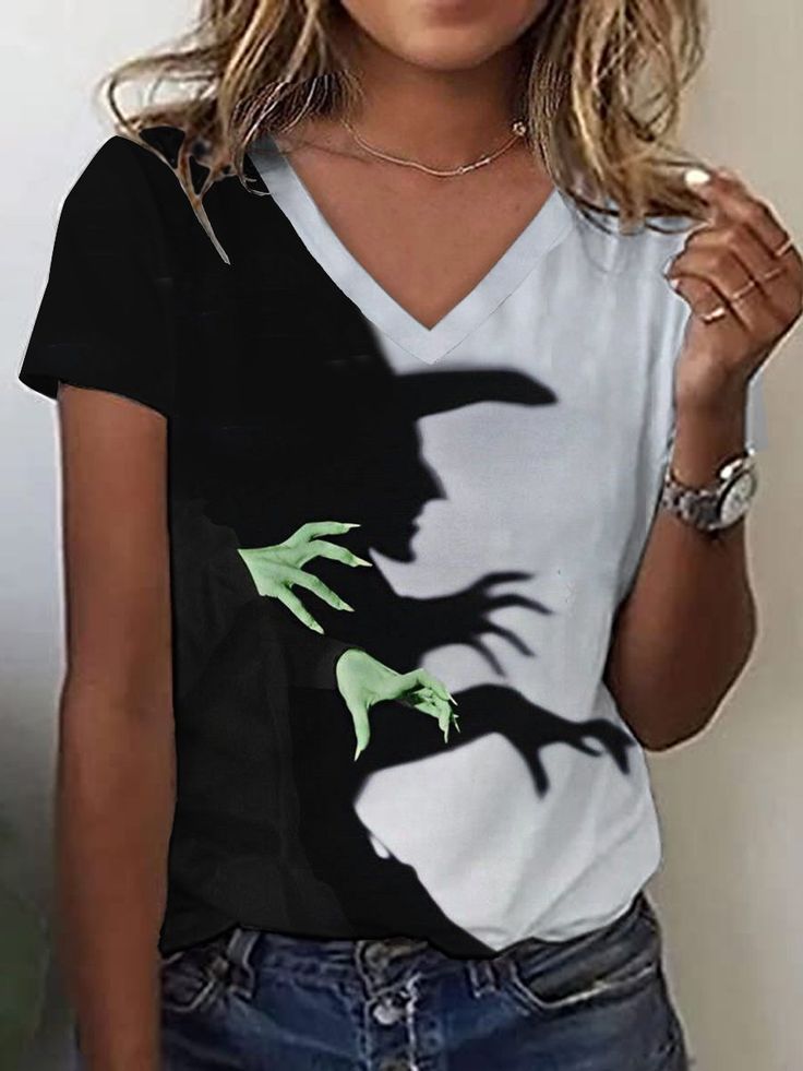 Topspink Casual Halloween T-shirt With Front And Back Print, Casual Halloween T-shirt With All Over Print, Witchy Halloween Crew Neck T-shirt, Short Sleeve T-shirt With Cat Print For Halloween, Halloween Cat Print Crew Neck T-shirt, Halloween Pattern, Printed Sleeves, Halloween Patterns, Halloween Women