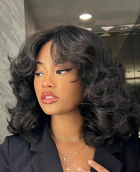 Long Hairstyles With Bangs Black Women, Shaggy Haircut Black Women, Black Woman 70s Hair, Layered Lob Black Women, Hair Shrinkage Before And After, Short Layered Haircuts For Black Women, Prom Hairstyles Black People, Dramatic Blowout, Mitch Match Outfits