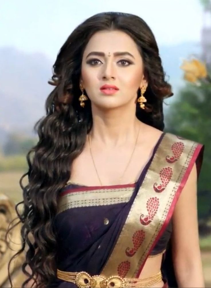 Tejaswini Prakash, David Dubnitskiy, Tejaswi Prakash, Tejasswi Prakash, Indian Wedding Poses, Indian Princess, Office Romance, Indian Tv Actress, Fashion Top Outfits