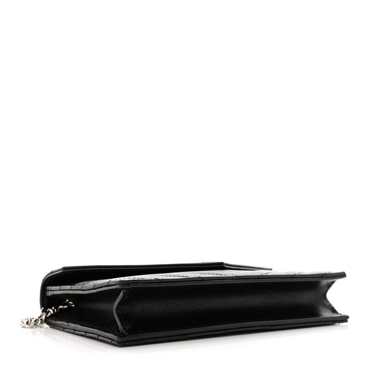 This is an authentic SAINT LAURENT Grain De Poudre Matelasse Chevron Monogram Envelope Chain Wallet in Black. This elegant chain wallet features fine pebbled chevron quilted leather in black. The bag features a silver chain link shoulder strap and a facing V-shaped flap with a prominent silver YSL logo. The flap opens to a partitioned black leather interior with card slot panels, patch pocket, and a zipper compartment. Ysl Logo, Dior Jewelry, Oversized Bag, Versace Bags, Chevron Quilt, Chain Wallet, Wallet Fashion, Wallet Chain, Hobo Handbags