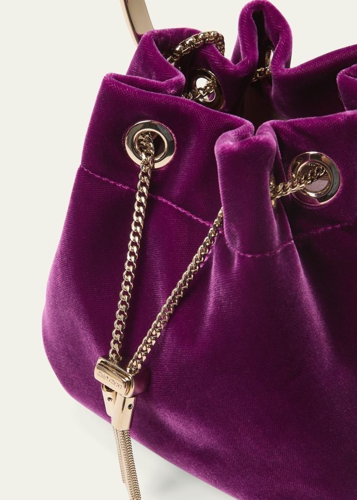 Jimmy Choo Bags, Jimmy Choo Bag, Chain Top, Shoe Boutique, Velvet Color, Shoulder Chain, Pretty Bags, Bon Bon, Leather Bucket Bag