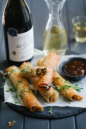 Spring Rolls Plating Ideas, Bourbon Birthday, Spier Wine, Banana Food, Plated Food, Cape Malay, South African Dishes, Wine Farm, Bar Snacks