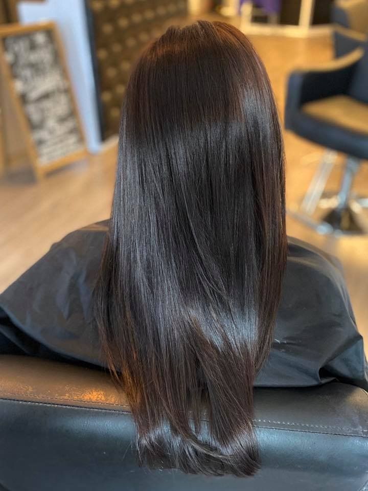 Espresso Black Hair Color, Shiny Dark Hair, Dark Chocolate Brown Hair Straight, Glossy Brunette Hair Dark Brown, Dark Brown Shiny Hair, Dark Brown Solid Color Hair, Black Glaze Hair, Level 4 Ash Brown Hair, Sleek Brown Hair