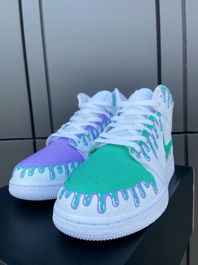 White Air Jordan 1, Jordan 1 Green, Air Jordan 1 Blue, Custom Air Jordan 1, Jordan 1 Mids, Jordan 1 Blue, Sneaker Heads, Nike Shoes Women Fashion, Jordan 1 Black