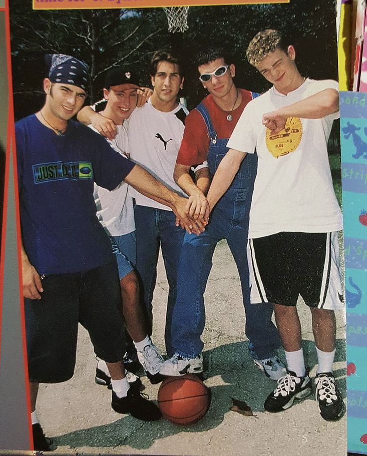 Nsync 2000s Fashion, 90 Fashion Outfits The 90s Men, Y2k Theme Party Outfit Men, 90s Boyband Fashion, Guys 2000s Outfits, 2000s Guy Outfits, Men’s 2000’s Outfits, Y2k Guy Outfits Party, 2000 Fits For Men