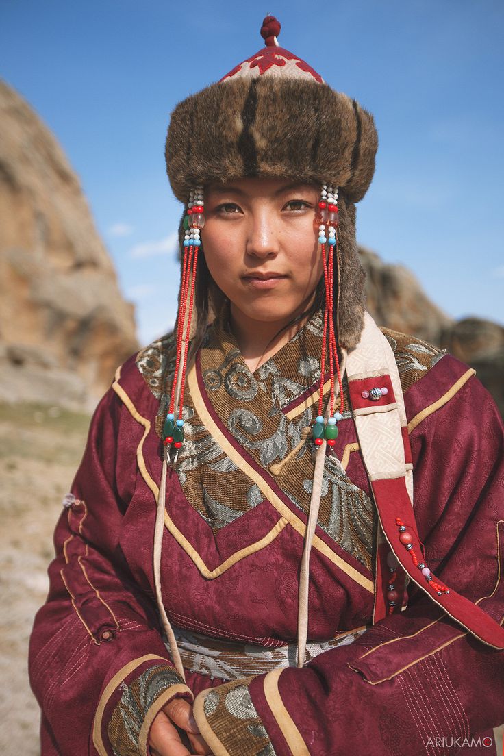 https://flic.kr/p/y5dYUA | MONGOLIAN GIRL | ARIUKAM© All Rights Reserved Mongolian People, Mongolian Clothing, Inspired Costumes, Traditional Fashion, Folk Costume, World Cultures, Traditional Clothing, Mongolia, Fantasy Clothing