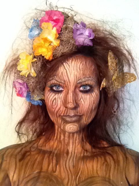 Tree Costume Makeup, Whomping Willow Costume, Tree Makeup Halloween, Fantasy Stage Makeup, Tree Makeup Look, Tree Face Paint, Mother Nature Costume Makeup, Mother Nature Makeup, Tree Cosplay