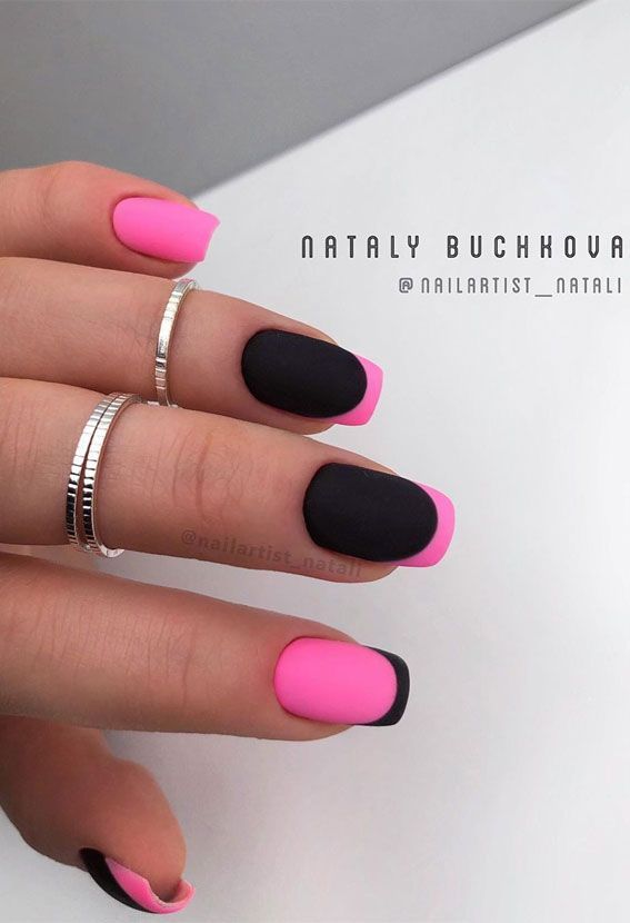 These gorgeous nail art designs are giving us all the manicure inspiration we need for our next manicure. We are obsessed with these fabulous nails... Pink Black Nails, Matte Pink Nails, Summer Gel Nails, Hot Pink Nails, Manicure Inspiration, Colorful Nails, Her Nails, Black Nail Designs, Pink Nail Designs