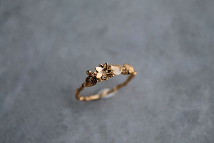 Delicate Gold Flower Ring For Wedding, Handmade Gold Flower Ring For Wedding, Dainty Gold Flower Ring For Wedding, Gold Flower Ring Nature-inspired, Gold Flower-shaped Nature-inspired Rings, Gold Nature-inspired Flower Ring, Nature-inspired Gold Flower Ring, Dainty Handmade Gold Flower Ring, Elegant Handmade Brass Flower Ring