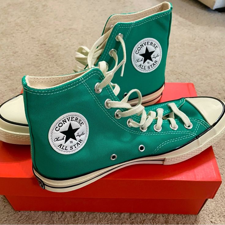 Converse Green High Top Sneakers..Unisex. Never Worn. Women Size 9; Men Size 7 Casual Green Canvas Shoes With Round Toe, Retro Green Sneakers With Round Toe, Green Lace-up Canvas Shoes, Green Lace-up Casual Canvas Shoes, Green Casual Lace-up Canvas Shoes, Casual Green Lace-up Canvas Shoes, Retro Green Sneakers With Laces, Retro Green High-top Sneakers, Green Retro High-top Sneakers