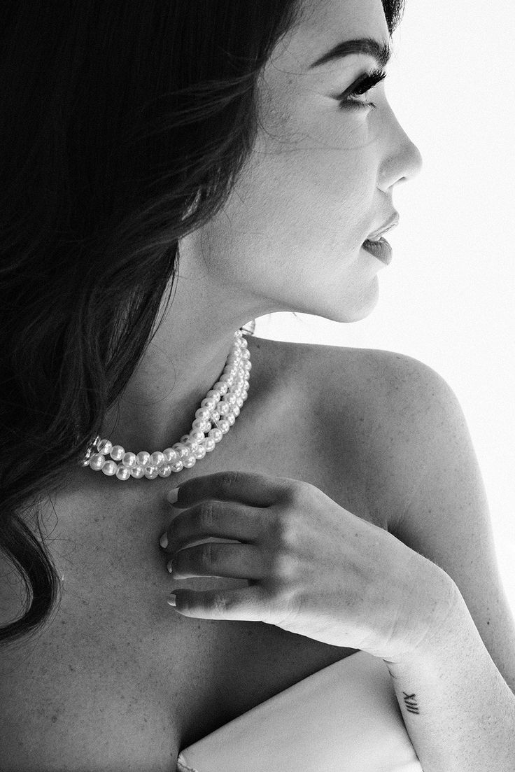 Embrace the elegance of a bygone era with our Pearl Choker. The perfect finishing touch to any bridal look, this vintage-inspired piece exudes Bridgerton vibes. Adorned with luxurious faux pearls, it adds a touch of sophistication and charm. Elevate your style with this must-have accessory. Details: Faux Pearls Final Sale Formal Feminine Pearl-embellished Jewelry, Elegant Party Jewelry With Pearl Buttons, Elegant Formal Bridal Accessories With Pearl Drop, Classic White Bridal Accessories For Formal Occasion, Elegant White Bridal Accessories, Feminine Pearl Embellished Necklaces For Wedding, Timeless Silver Pearl Necklace For Wedding, Vintage Pearl-embellished Jewelry For Formal Events, Vintage Pearl-embellished Jewelry For Formal Occasions