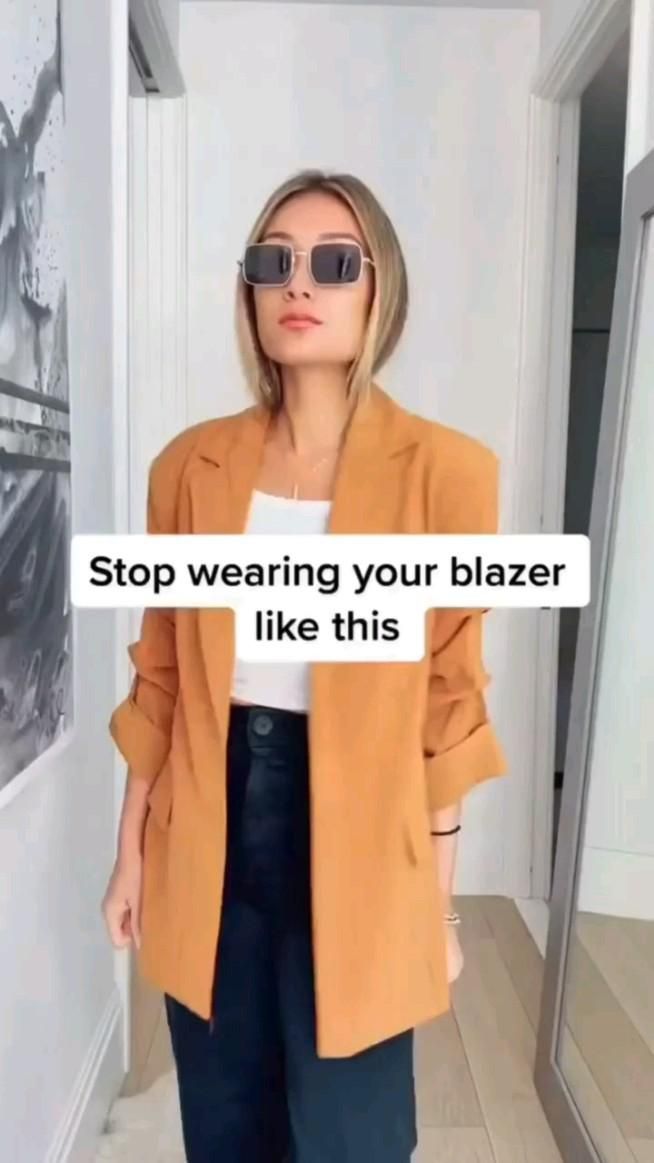 Blazer styling in 2022 | Spring outfits casual, Casual dress, Casual dinner outfit Blazer Hacks, Clothes Business, Shirt Hacks, Remodeling Kitchen, Business Casual Outfits For Work, Diy Fashion Clothing, Crop Blazer, Stylish Work Outfits, Easy Trendy Outfits