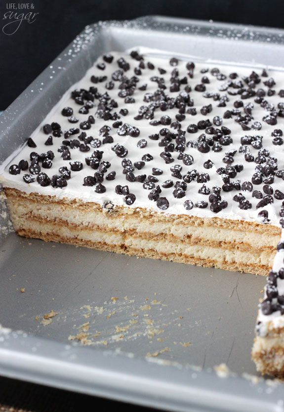 a cake that is sitting on a pan