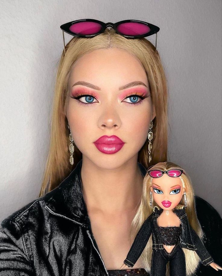 Blonde Bratz Doll, Blonde Bratz, Bratz Doll Makeup, Bratz Doll Outfits, Makeup Fails, Light Makeup Looks, Bad Makeup, Doll Makeup, Fashion Aesthetics