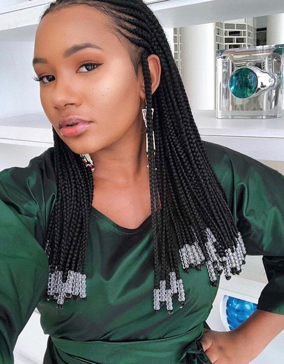 Curly Braided Hairstyles, Carrot Hairstyles, Trendy We Fryzurach, Short Box Braids Hairstyles, Hair Braiding Styles, African Hair Braiding, African Hair Braiding Styles, Braiding Styles, Box Braids Hairstyles For Black Women