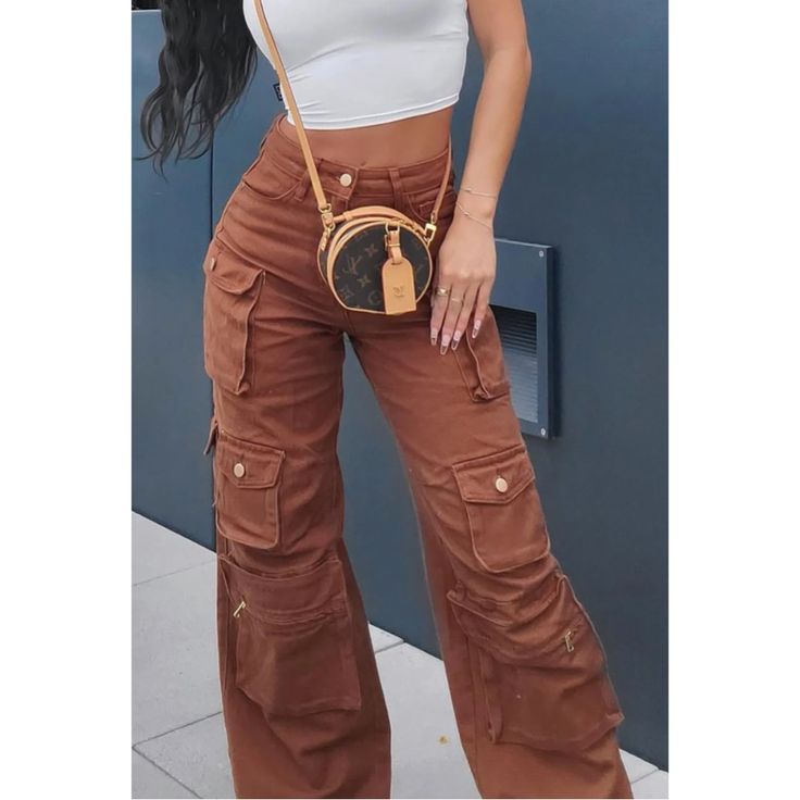 12” High Rise Cargo Jeans; Wide Leg; Loose Fit; Non Stretch Denim; All Over Cargo Pockets; 100% Thick Cotton; Color: Brown **Brand New** Smoke Free/Pet Free Home Waist: 30.5 - 32 Hips: 41.5 -43 Burnt Orange Cargo Pants Outfit, Trendy Baggy Brown Cargo Pants, Trendy Brown Baggy Cargo Pants, Casual Brown Cargo Pants For Fall, High Waist Baggy Brown Cargo Jeans, Non-stretch High Waist Brown Cargo Pants, Brown High Waist Non-stretch Cargo Pants, Baggy Brown Cargo Jeans, Trendy Brown Cargo Pants With Side Pockets