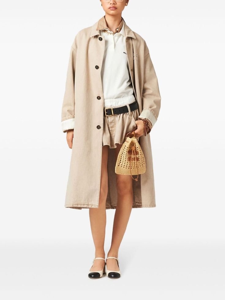 beige cotton appliqué logo classic collar front button fastening long sleeves two side welt pockets American rear vent long length straight hem Single Breasted Coat, Yoko London, City Dress, Chanel 2, Iconic Bags, Summer Beach Wear, Ballet Flat Shoes, Ski Wear, Lady Dior