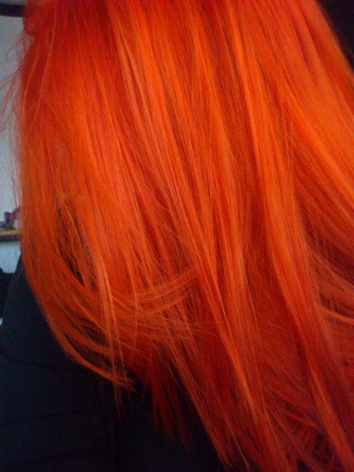 Orange Hair Bright, Bright Orange Hair, Wild Hair Color, Hair Color Orange, Fire Hair, Colourful Hair, Hot Hair Colors, Bright Red Hair, Dyed Natural Hair