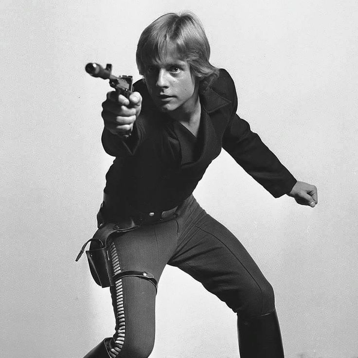 Luke Skywalter Mark Hamill Luke Skywalker, Sith Lords, Star Wars Episode Iv, Classic Star Wars, Star Wars Luke, Star Wars Luke Skywalker, Star Wars 1977, Star Wars Trilogy, Episode Vii