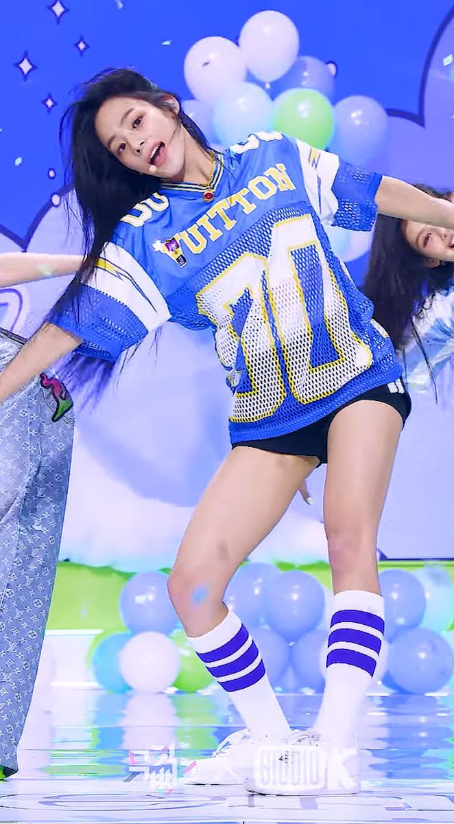 minji (new jeans) New Jeans Jersey Outfit, New Jean Outfits Kpop, New Jeans Kpop Stage Outfits, New Jeans Outfits Stage, Minji Newjeans Stage Outfit, Minji New Jeans Outfits, New Jeans Fits Kpop, Kpop Jersey Outfit, New Jeans Clothes Kpop