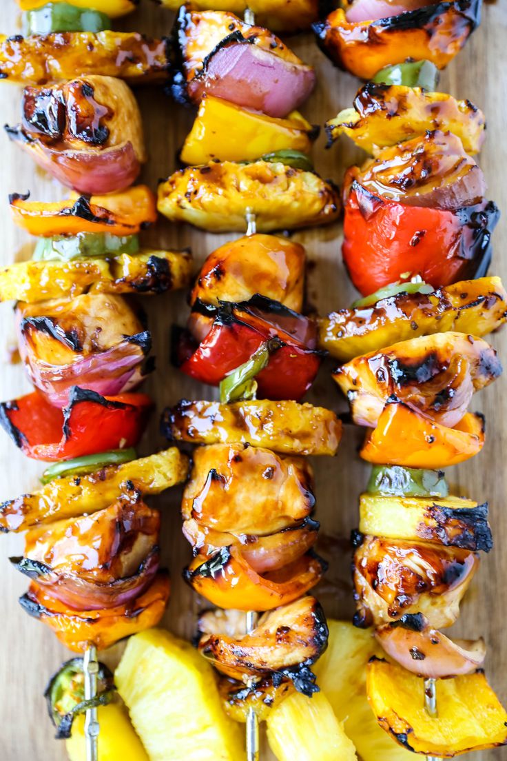 hawaiian teriyaki chicken skewers with pineapples, peppers and onions