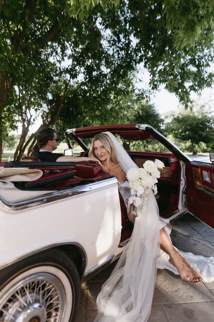 grace and jake's wedding in a white vintage cadillac eldorado car Formal Poses, Car Engagement Photos, Vintage Car Wedding, Vintage Wedding Photography, Engagement Pictures Poses, Wedding Picture Poses, Wedding Photography Styles, Cadillac Eldorado, Wedding Photos Poses